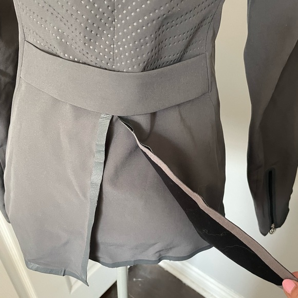 Lululemon Harmony soft shell jacket in grey size 4 - Picture 8 of 8